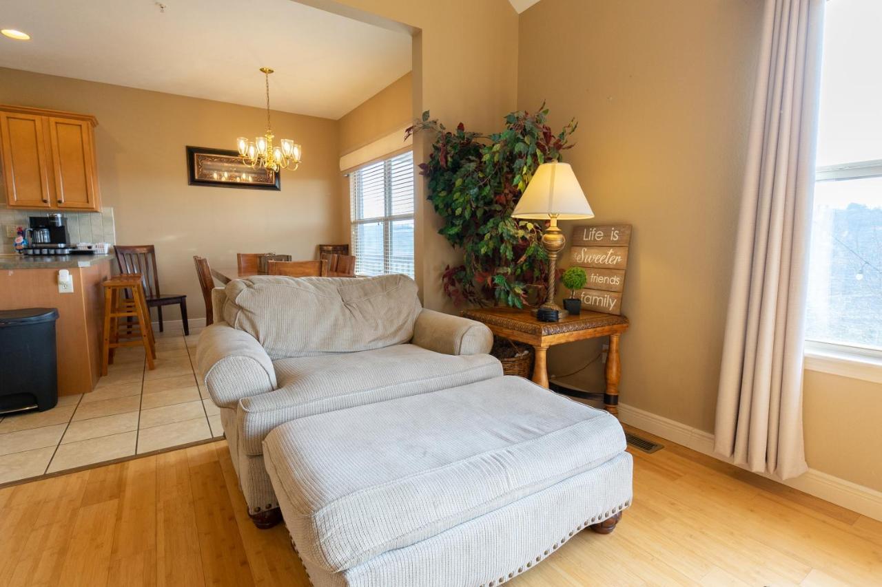 4Br Walk-In - Foosball Table - Hot Tub - Fire Pit - Free Tickets Included - Dv166 Branson Eksteriør billede