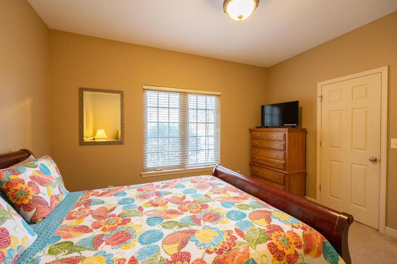 4Br Walk-In - Foosball Table - Hot Tub - Fire Pit - Free Tickets Included - Dv166 Branson Eksteriør billede