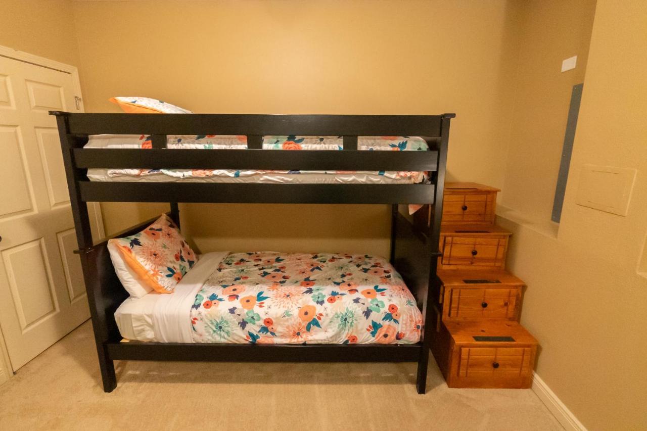 4Br Walk-In - Foosball Table - Hot Tub - Fire Pit - Free Tickets Included - Dv166 Branson Eksteriør billede