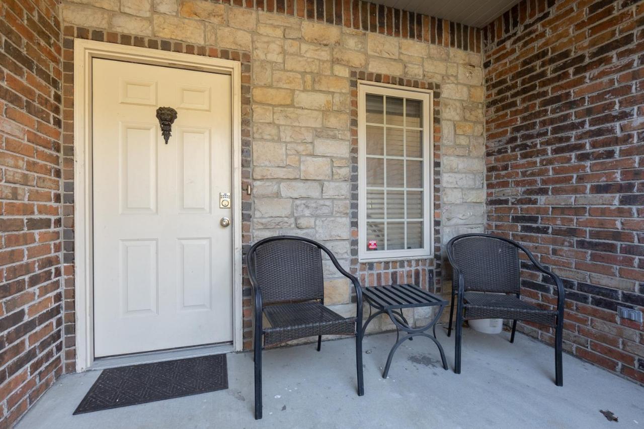 4Br Walk-In - Foosball Table - Hot Tub - Fire Pit - Free Tickets Included - Dv166 Branson Eksteriør billede