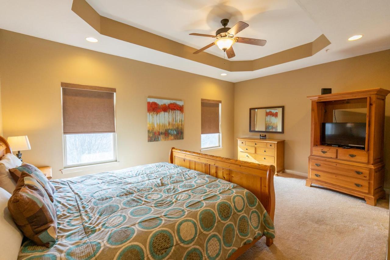 4Br Walk-In - Foosball Table - Hot Tub - Fire Pit - Free Tickets Included - Dv166 Branson Eksteriør billede