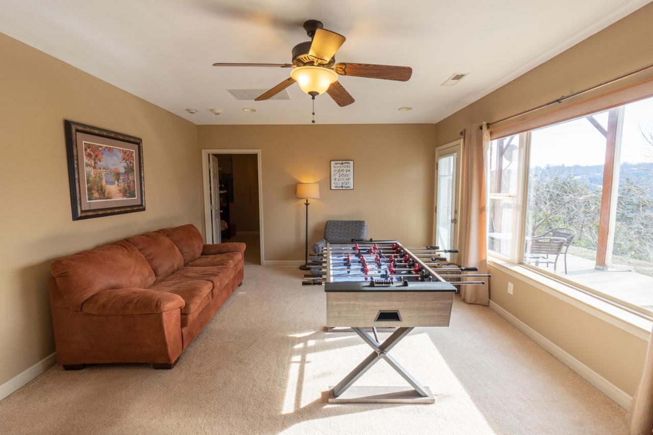 4Br Walk-In - Foosball Table - Hot Tub - Fire Pit - Free Tickets Included - Dv166 Branson Eksteriør billede