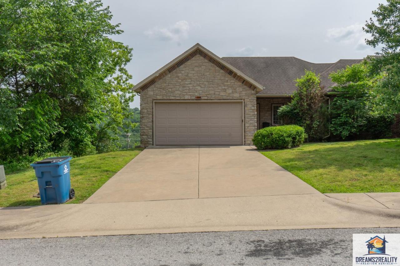 4Br Walk-In - Foosball Table - Hot Tub - Fire Pit - Free Tickets Included - Dv166 Branson Eksteriør billede