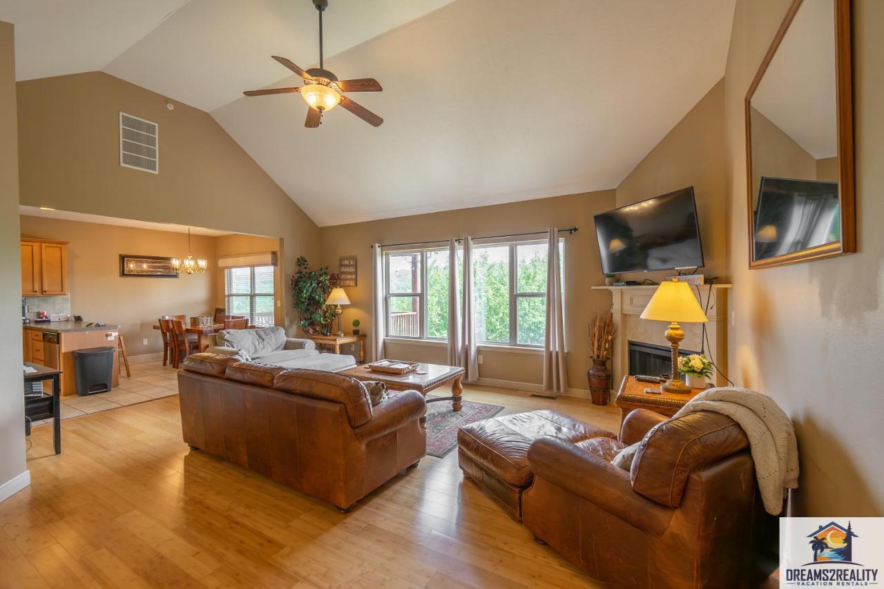 4Br Walk-In - Foosball Table - Hot Tub - Fire Pit - Free Tickets Included - Dv166 Branson Eksteriør billede
